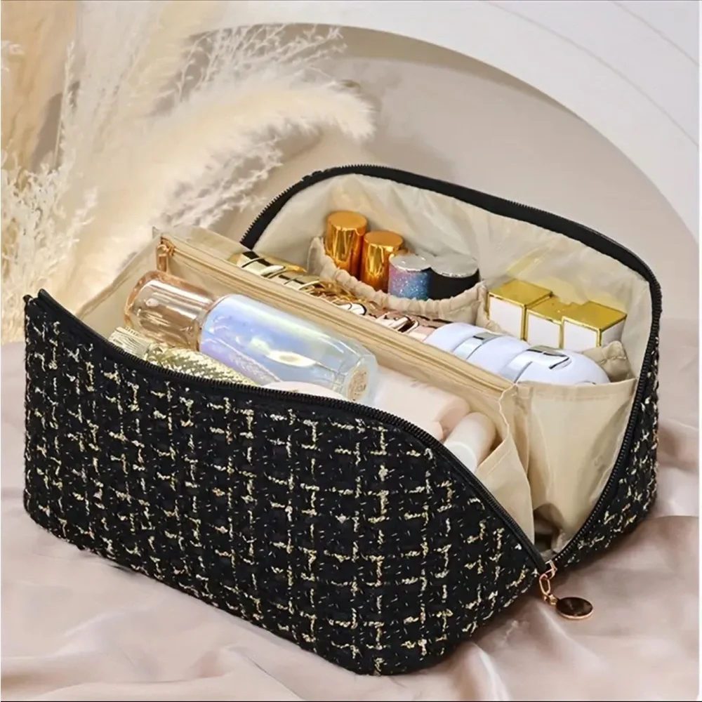Large diagonal Tweed Cosmetic Storage Bag
